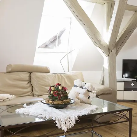Saint Nicolas Apartment *