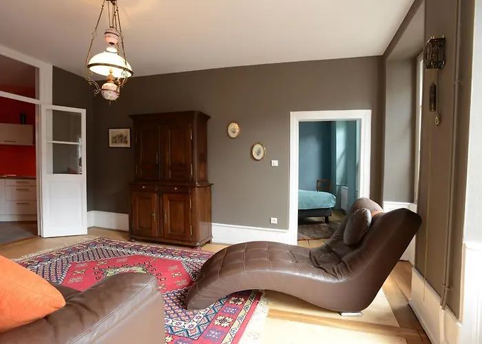 Saint Nicolas Apartment *